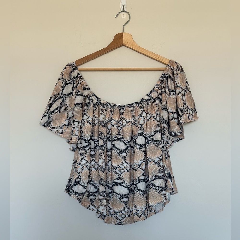 NWT Hibluco Woman’s Casual Summer Blouse